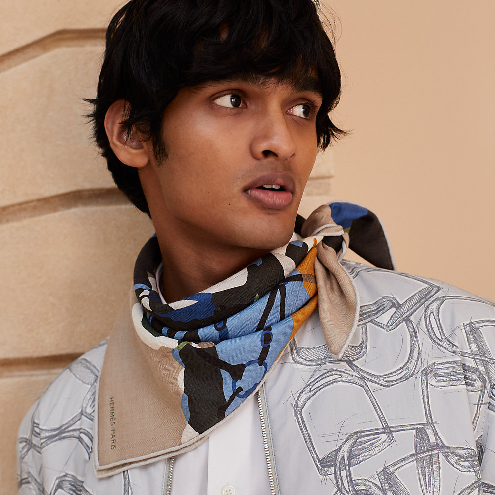 Course Cinetique scarf 65 | Hermès Macau SAR